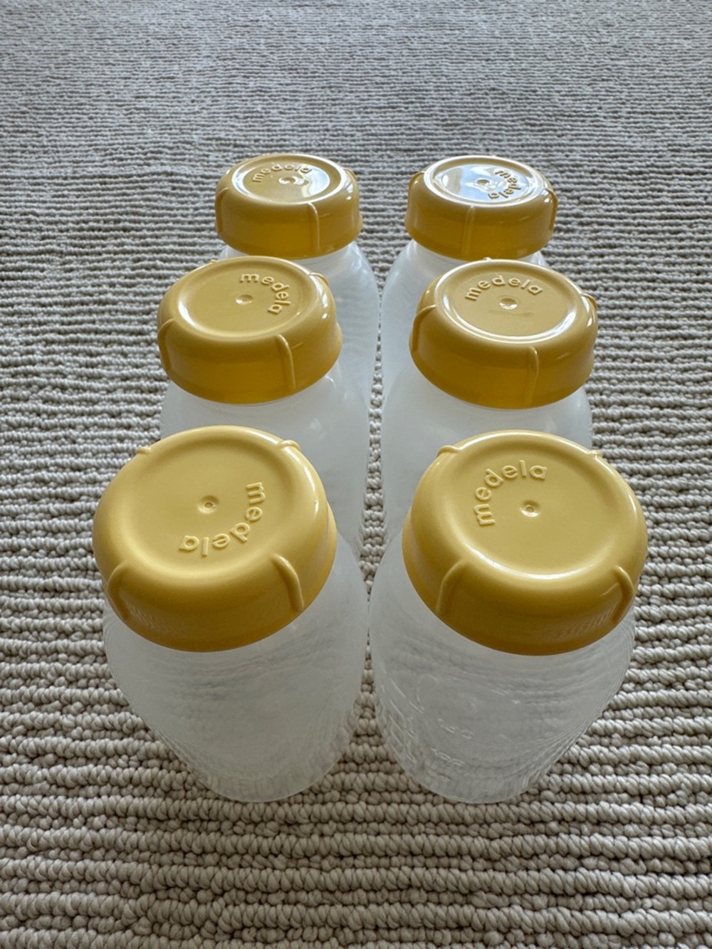 Medela Baby Bottle Set with Yellow Caps (6-Pack)